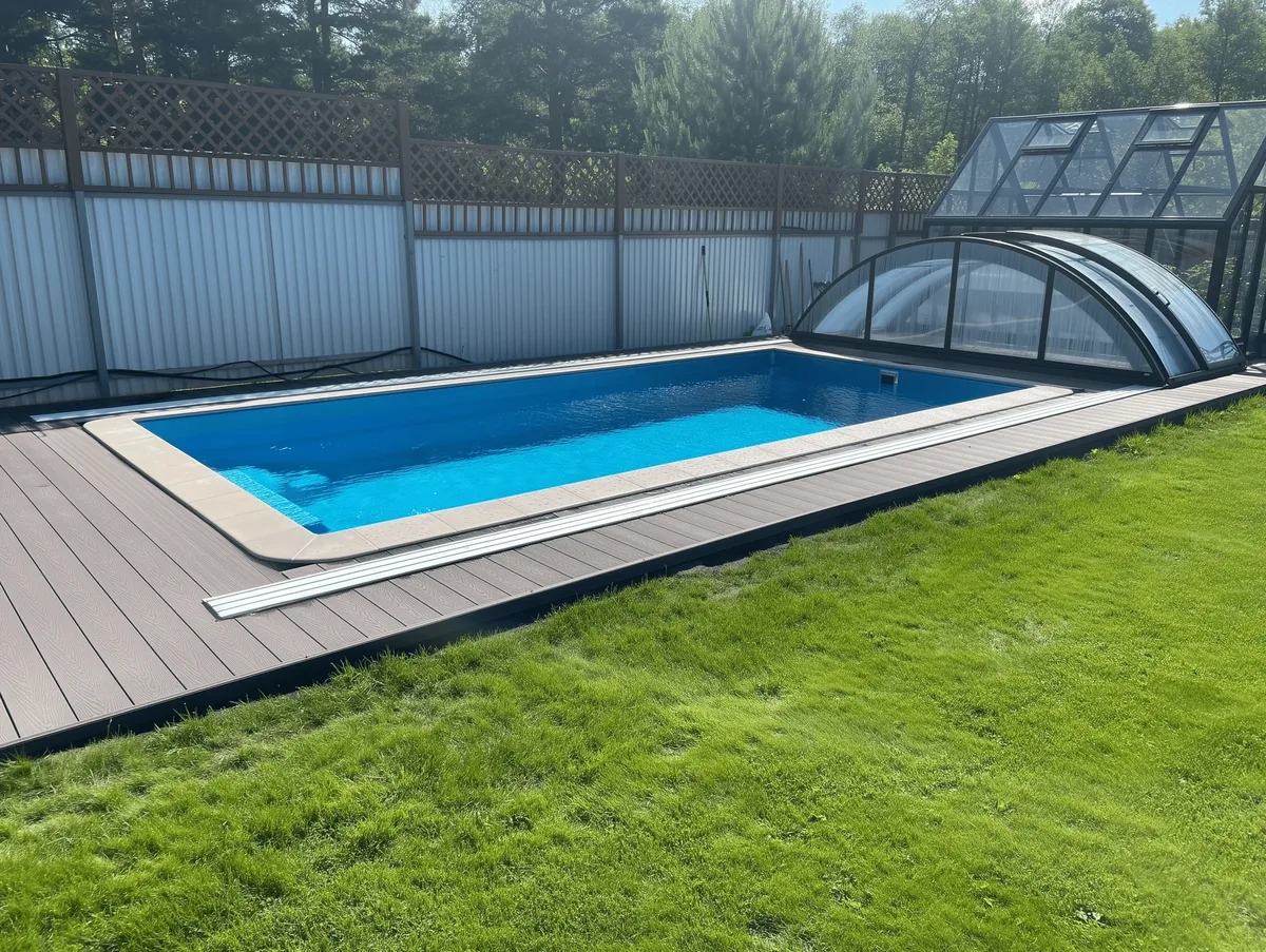 Laguna 7 на участке в Омске