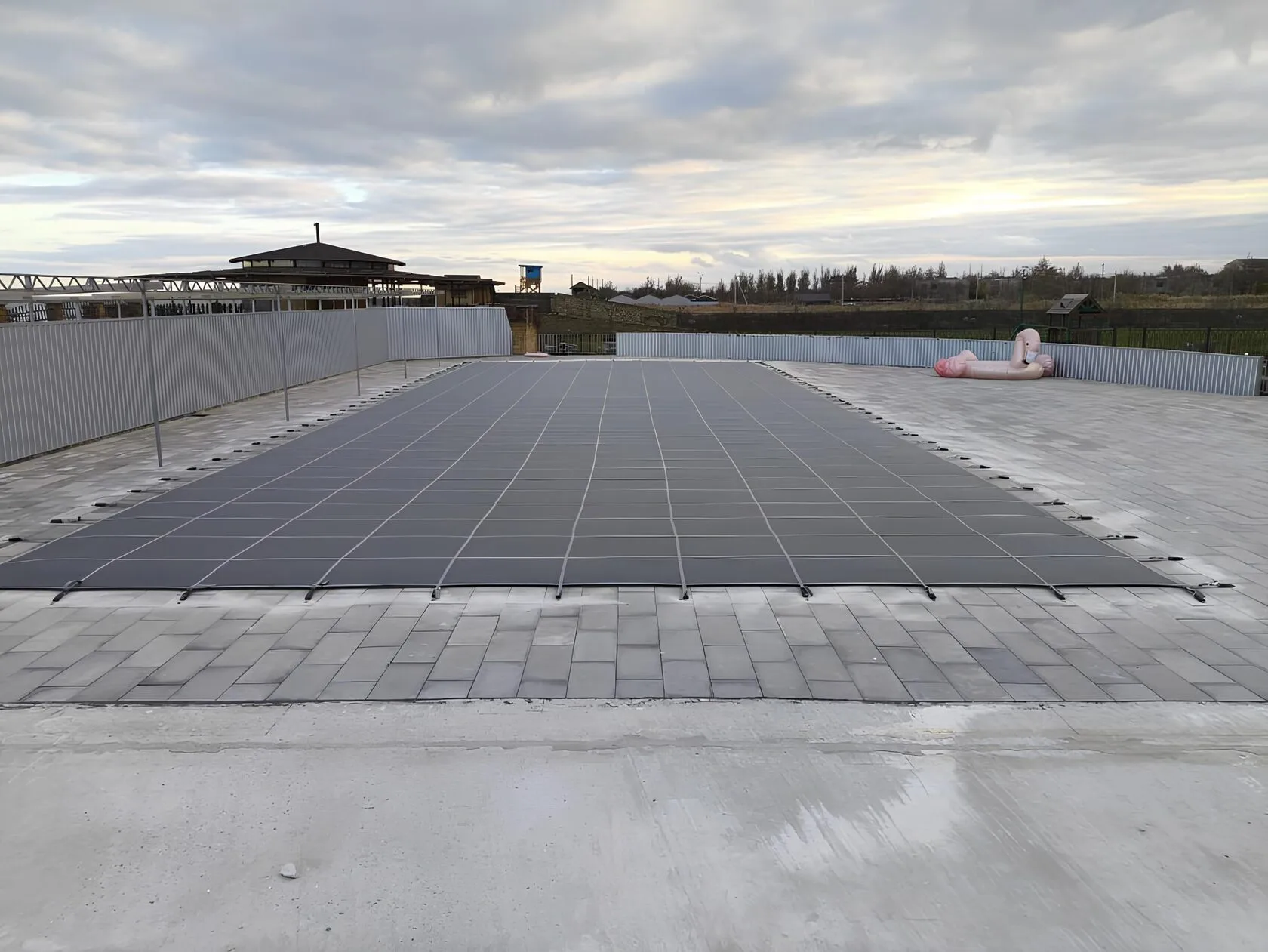 Защитное покрывало для бассейна в Омске